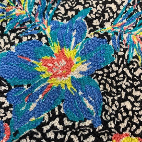 Atmosphere Floral Crinkle Strappy Jumpsuit - Picture 6 of 7